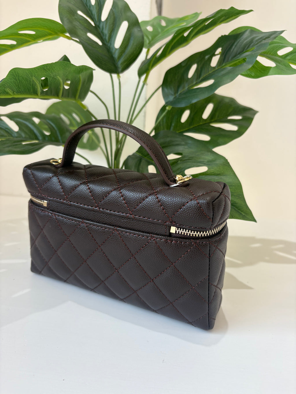 Vanity Mini / Matelassé Zip