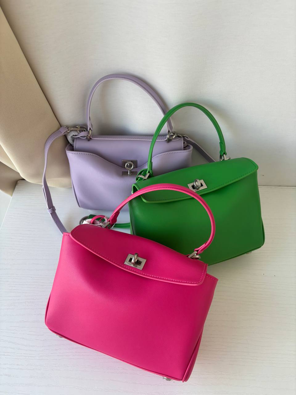 ICON Top Handle 23