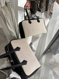 Victoria Canvas