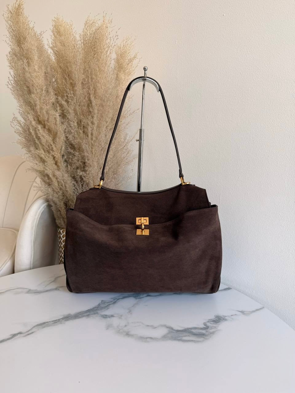 FLAP Suede 34