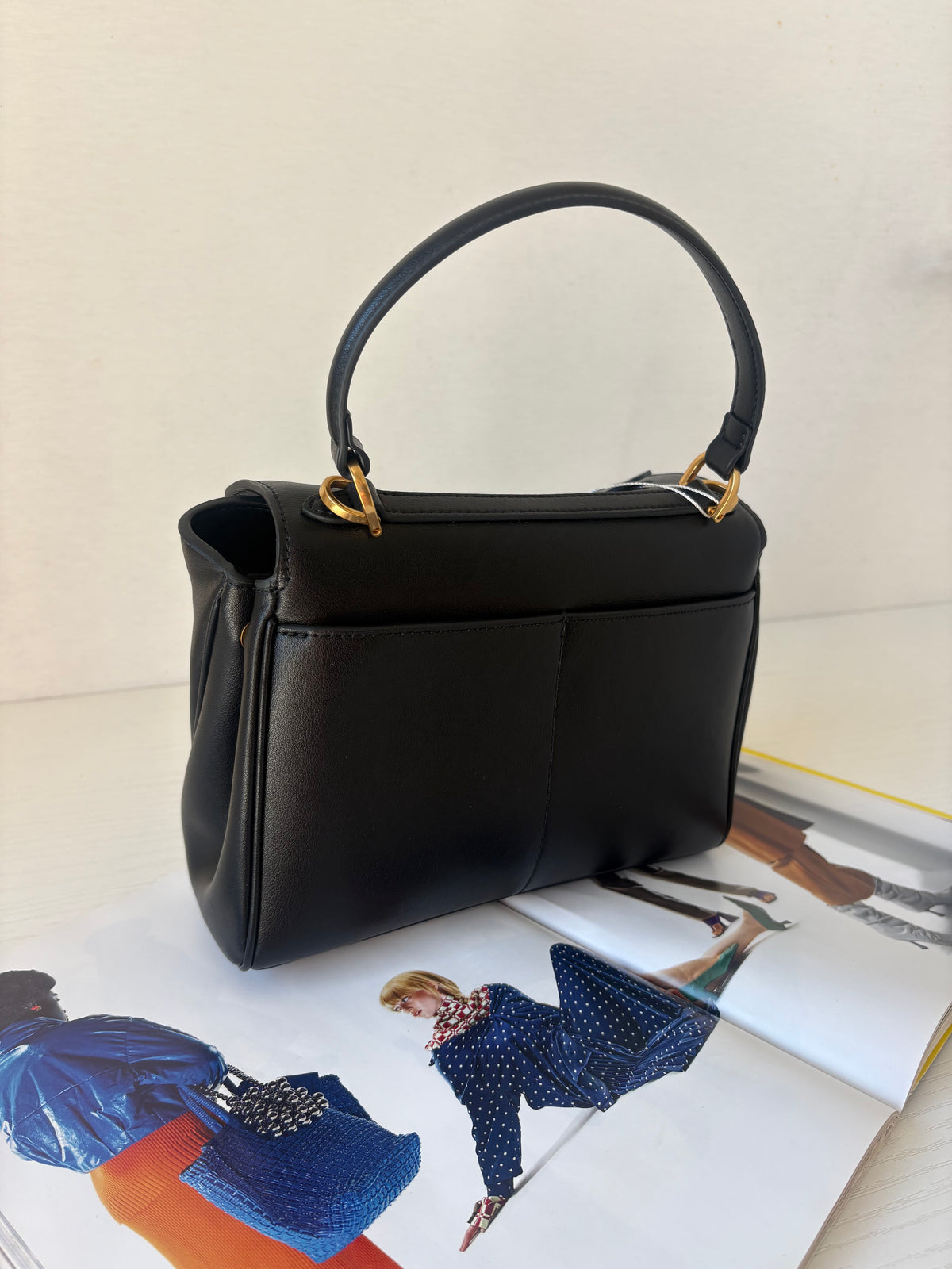 ICON Top Handle 23
