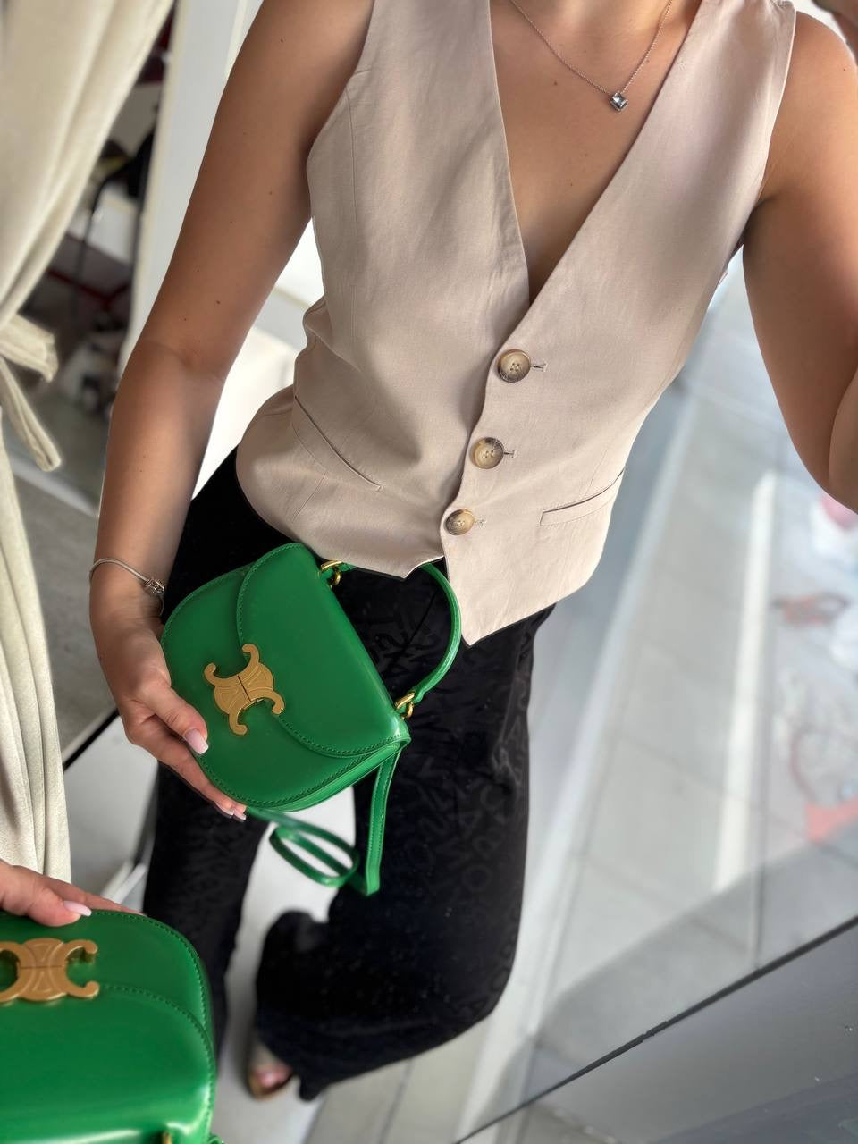 Borsetta verde pelle