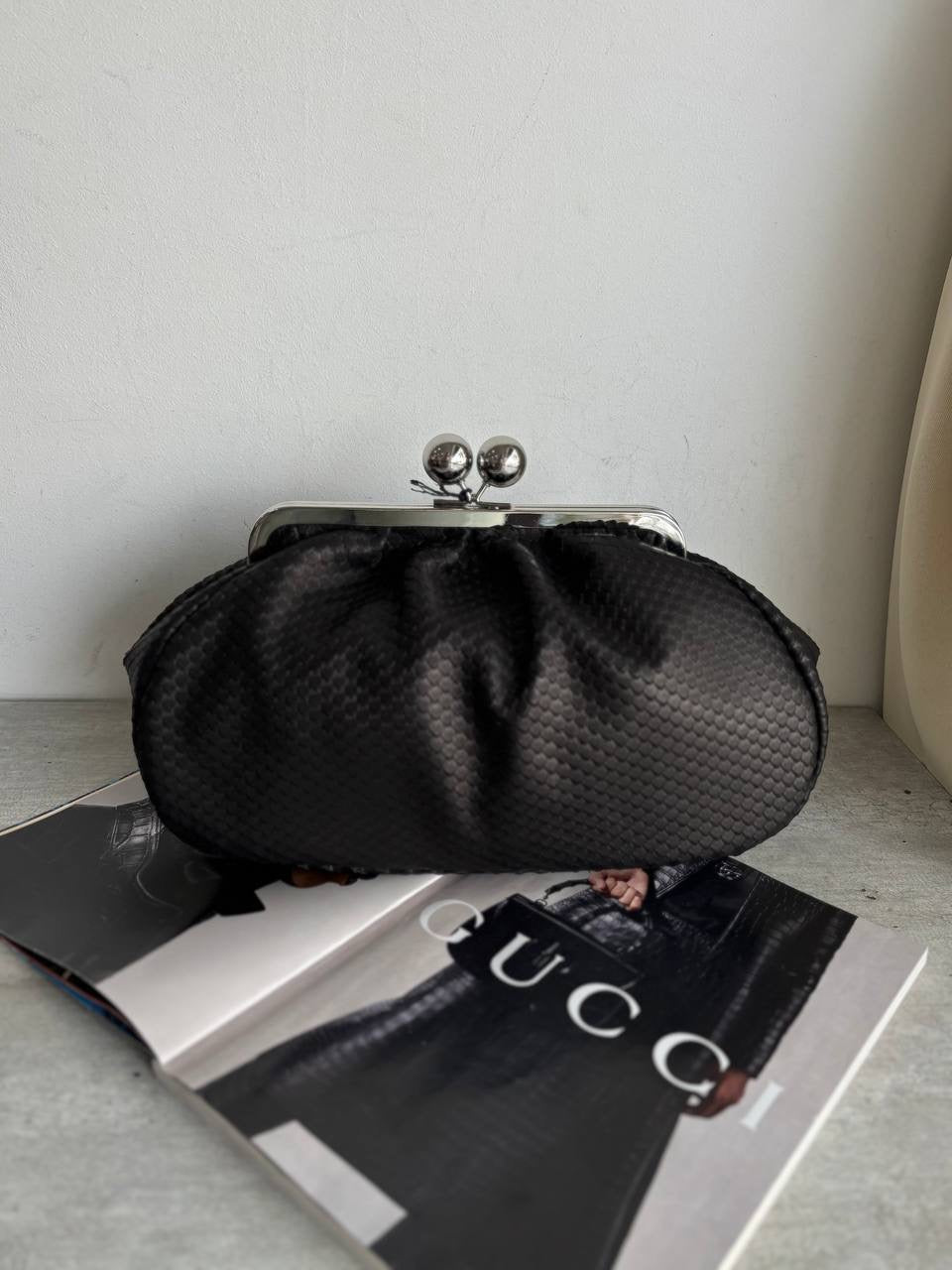 BONBON Kiss Clutch 33