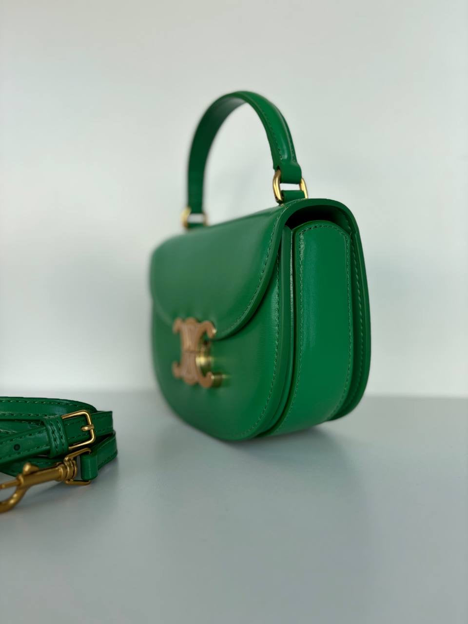Borsetta verde pelle